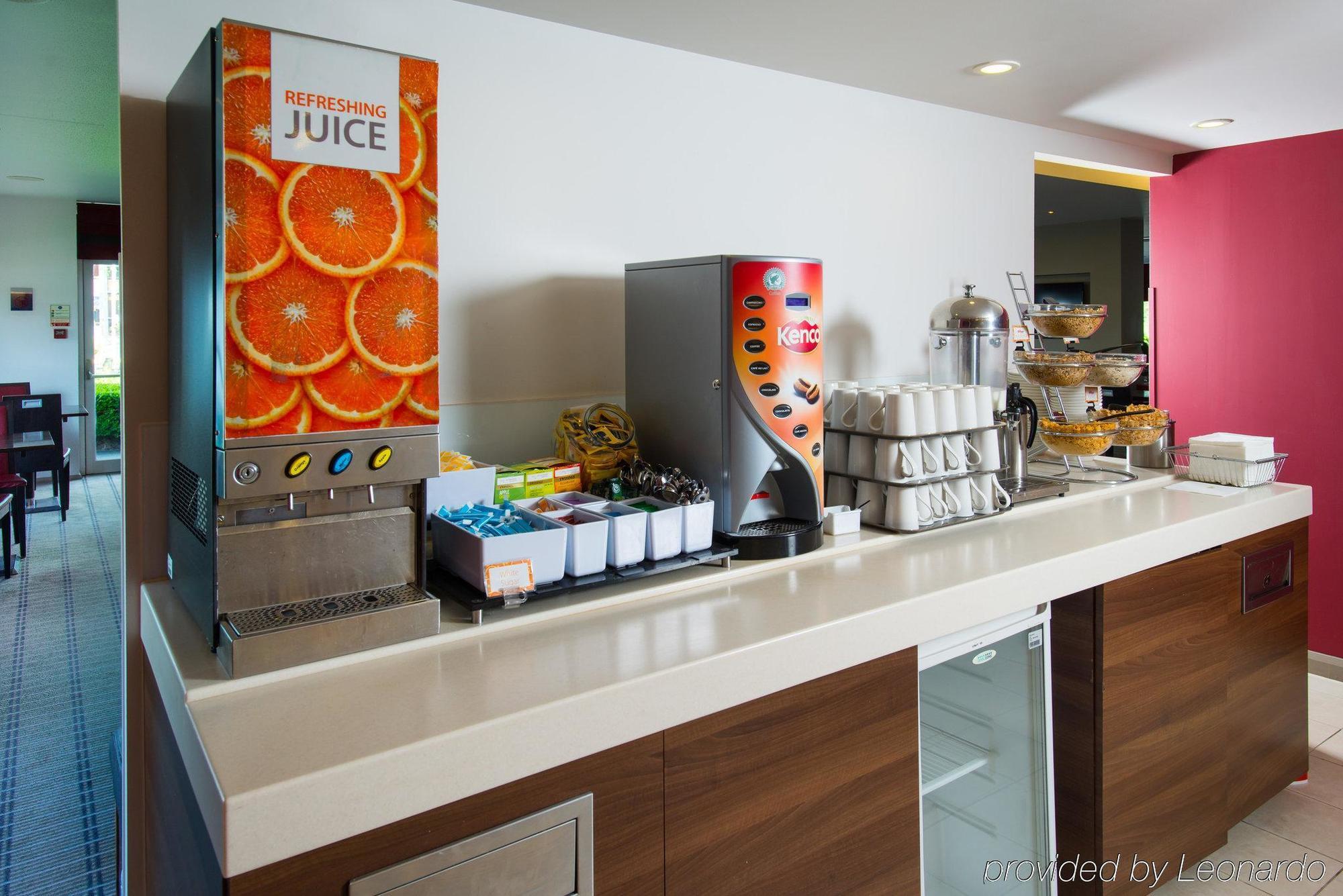 Holiday Inn Express Leeds City Centre By Ihg Exterior foto
